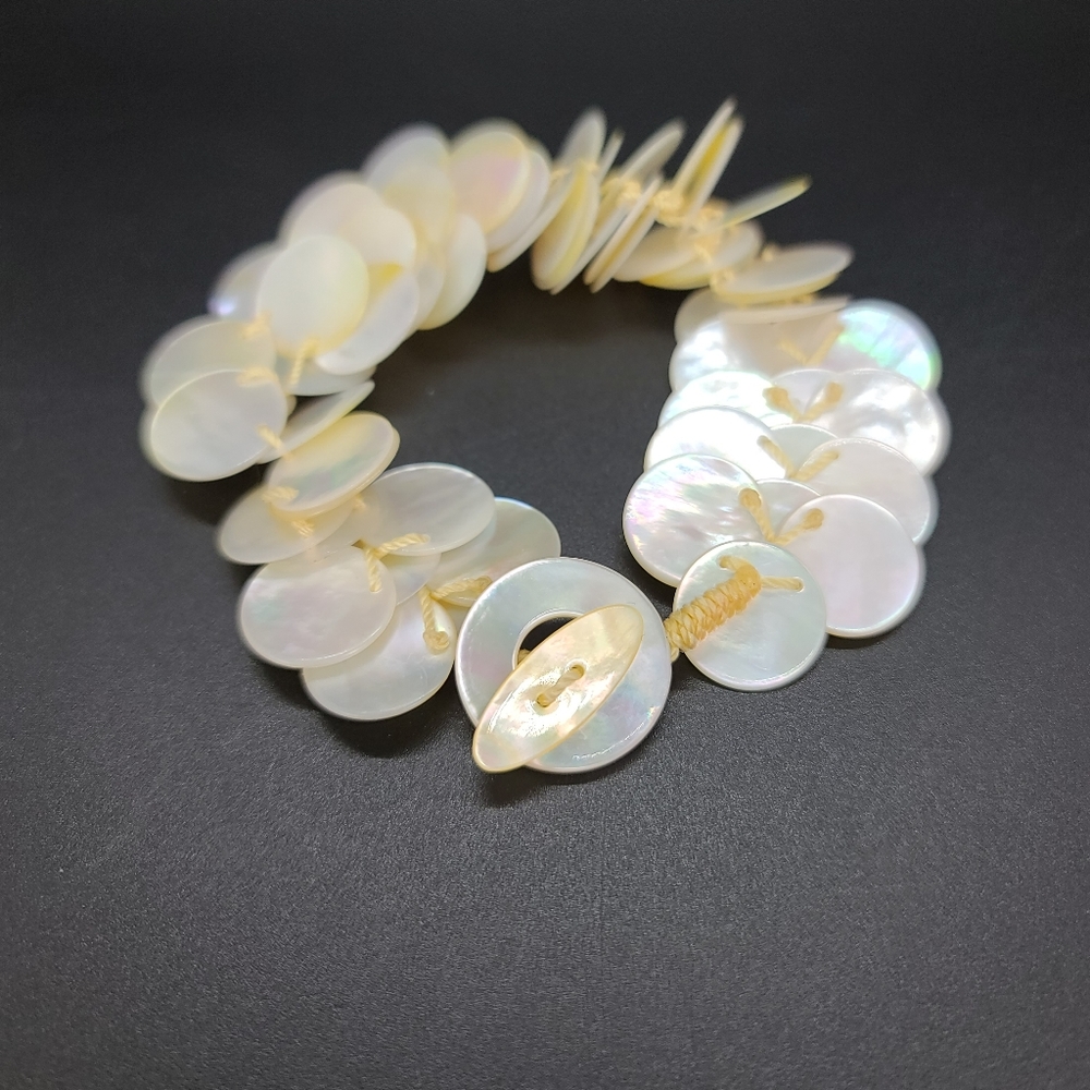 Mother of Pearl Disc/Coin Toggle Bracelet.